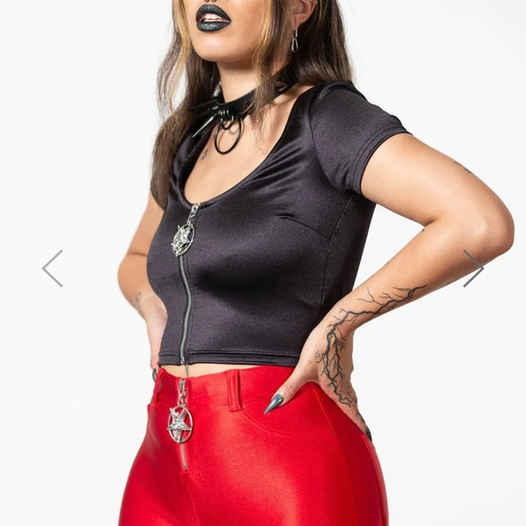 Killstar Tops - KILLSTAR KARLENE ZIP
CROP TOP